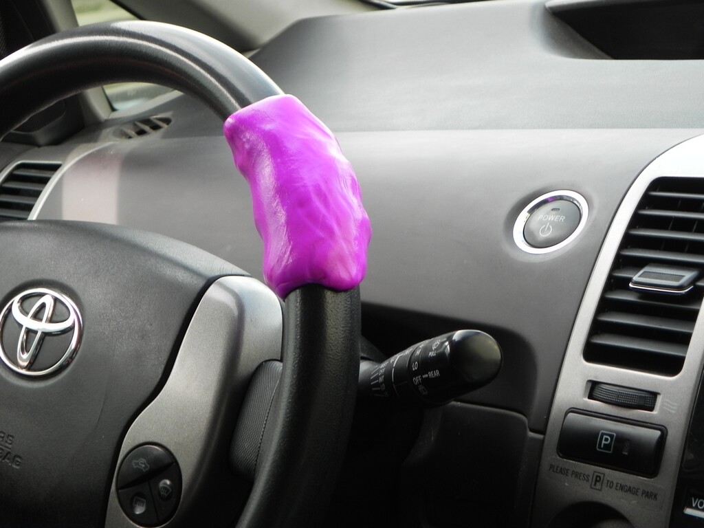 Handgum в Авто, Prius Toyota, Подарки Хэндгам, купить хендгам, фото хендгам